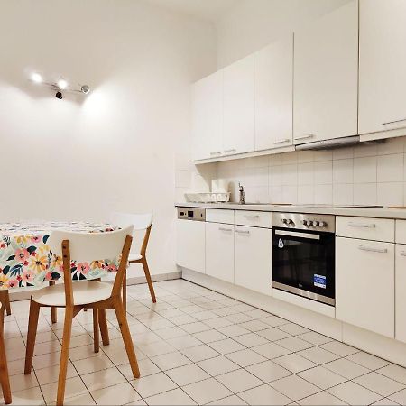 Central Mariahilfer Apartment 4 Min To The City Shopping Center And Schoenbrunn Palace Wien Eksteriør bilde